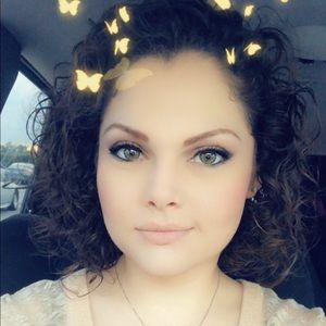 Meet your Posher, Kaitlynn